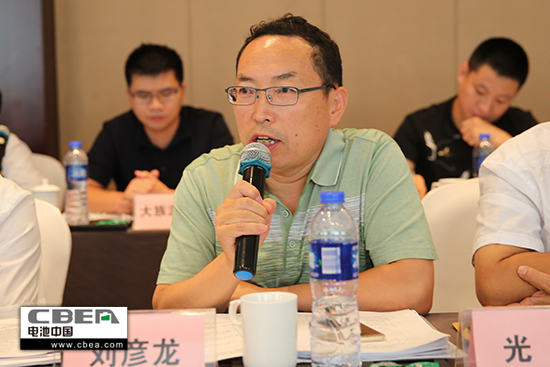 刘彦龙.jpg